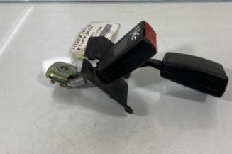 Attache ceinture arriere gauche AUDI A4 2