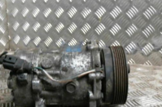 Compresseur clim VOLKSWAGEN BORA Photo n°1