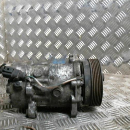 Compresseur clim VOLKSWAGEN BORA Photo n°1