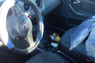 Pretensionneur de ceinture avant gauche SEAT IBIZA 3
