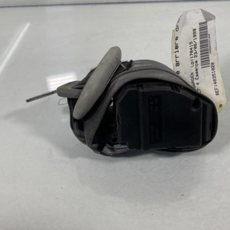 Ceinture arriere droit VOLKSWAGEN GOLF 4 Photo n°1