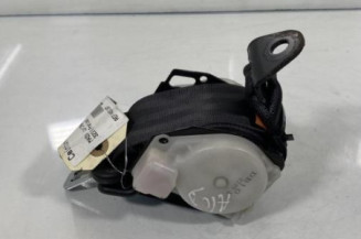 Ceinture arriere droit MAZDA 323 6 Photo n°1