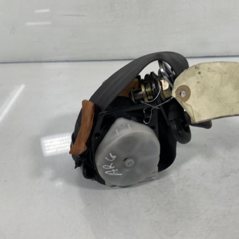 Ceinture arriere gauche MAZDA 323 6 Photo n°3