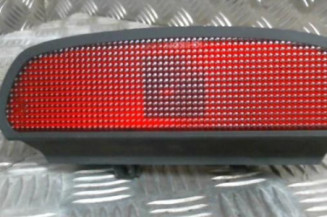 Feu arriere stop central MAZDA 323 6 Photo n°1