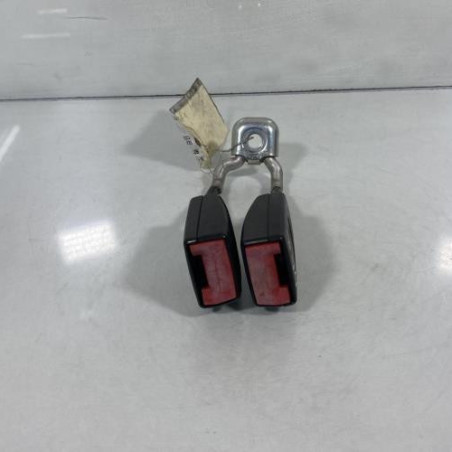 Attache ceinture arriere gauche SEAT CORDOBA 2 Photo n°1