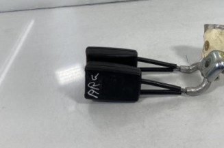 Attache ceinture arriere gauche SEAT CORDOBA 2
