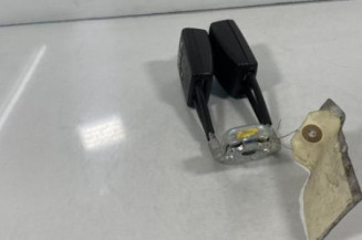 Attache ceinture arriere gauche SEAT CORDOBA 2