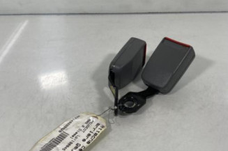 Attache ceinture arriere gauche PEUGEOT 806