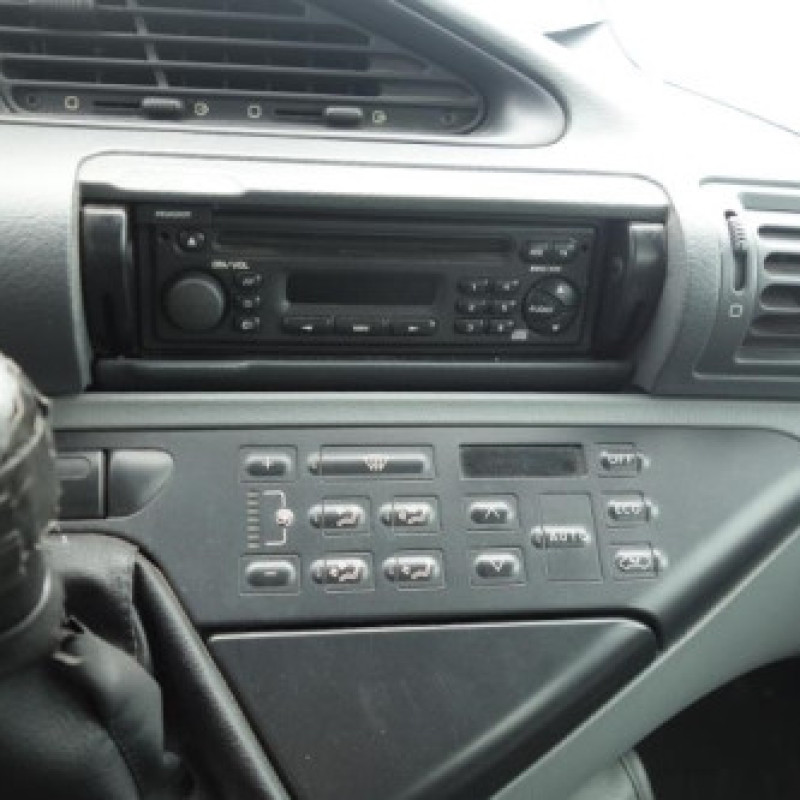 Ceinture arriere gauche PEUGEOT 806 Photo n°12