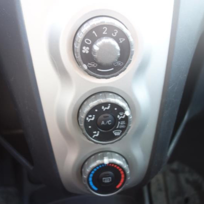 Amortisseur avant droit TOYOTA YARIS 2 Photo n°6