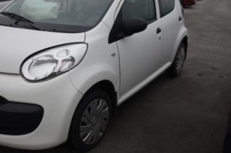 Attache ceinture arriere gauche CITROEN C1 1