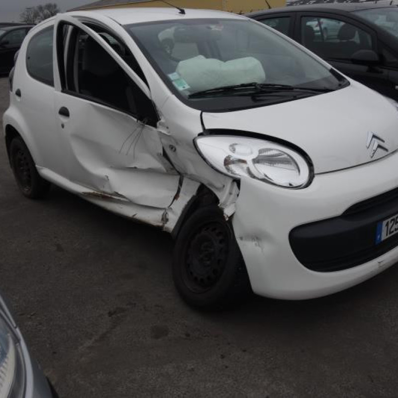 Attache ceinture arriere gauche CITROEN C1 1 Photo n°6