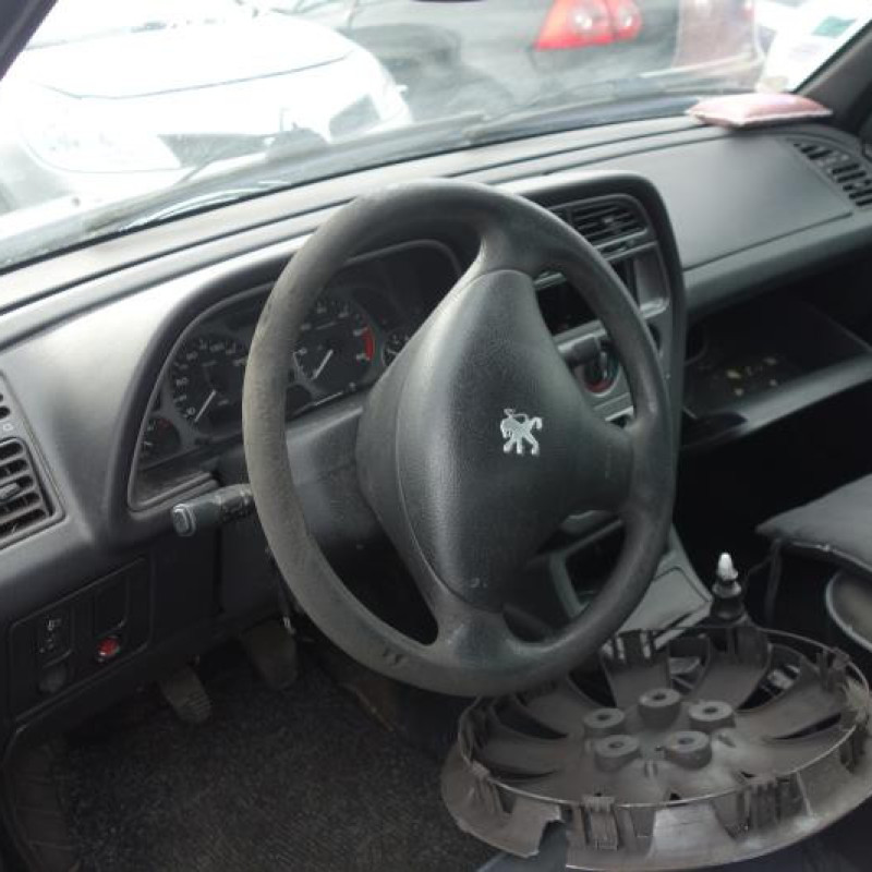 Malle/Hayon arriere PEUGEOT 306 Photo n°7