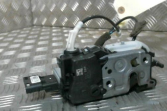 Serrure arriere gauche VOLKSWAGEN GOLF 4 Photo n°1