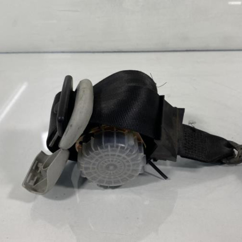 Ceinture arriere gauche VOLKSWAGEN GOLF 4 Photo n°1