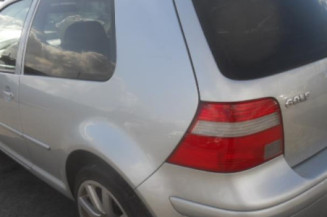 Ceinture arriere gauche VOLKSWAGEN GOLF 4