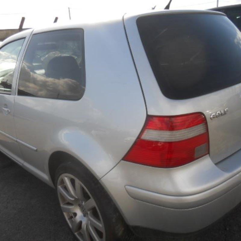 Ceinture arriere gauche VOLKSWAGEN GOLF 4 Photo n°8