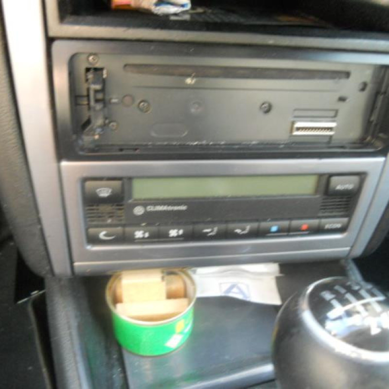 Ceinture arriere gauche VOLKSWAGEN GOLF 4 Photo n°10
