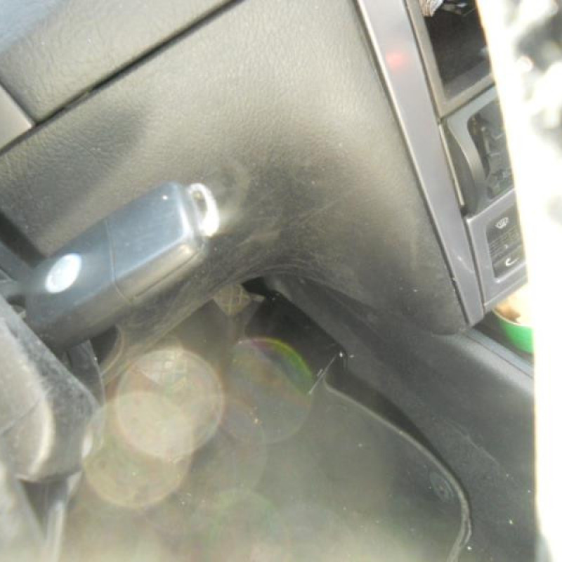 Ceinture arriere gauche VOLKSWAGEN GOLF 4 Photo n°11