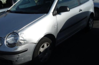 Attache ceinture avant droit VOLKSWAGEN POLO 4