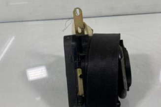 Pretensionneur de ceinture avant gauche VOLKSWAGEN POLO 4