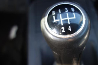 Pretensionneur de ceinture avant gauche VOLKSWAGEN POLO 4