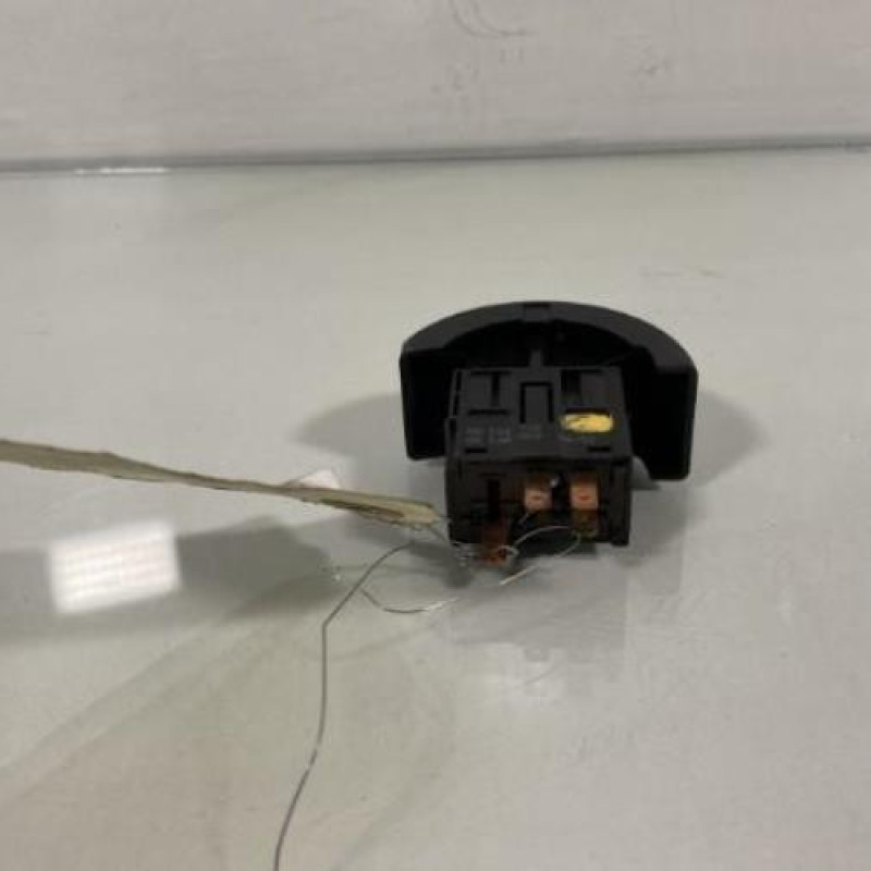 Bouton de warning OPEL ASTRA G Photo n°3