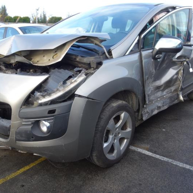 Moteur essuie glace avant gauche PEUGEOT 3008 1 Photo n°3