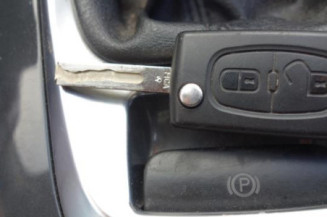 Moteur essuie glace avant gauche PEUGEOT 3008 1