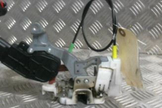 Serrure arriere droit TOYOTA AYGO 1