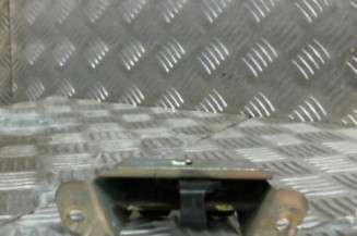 Serrure de coffre TOYOTA AYGO 1