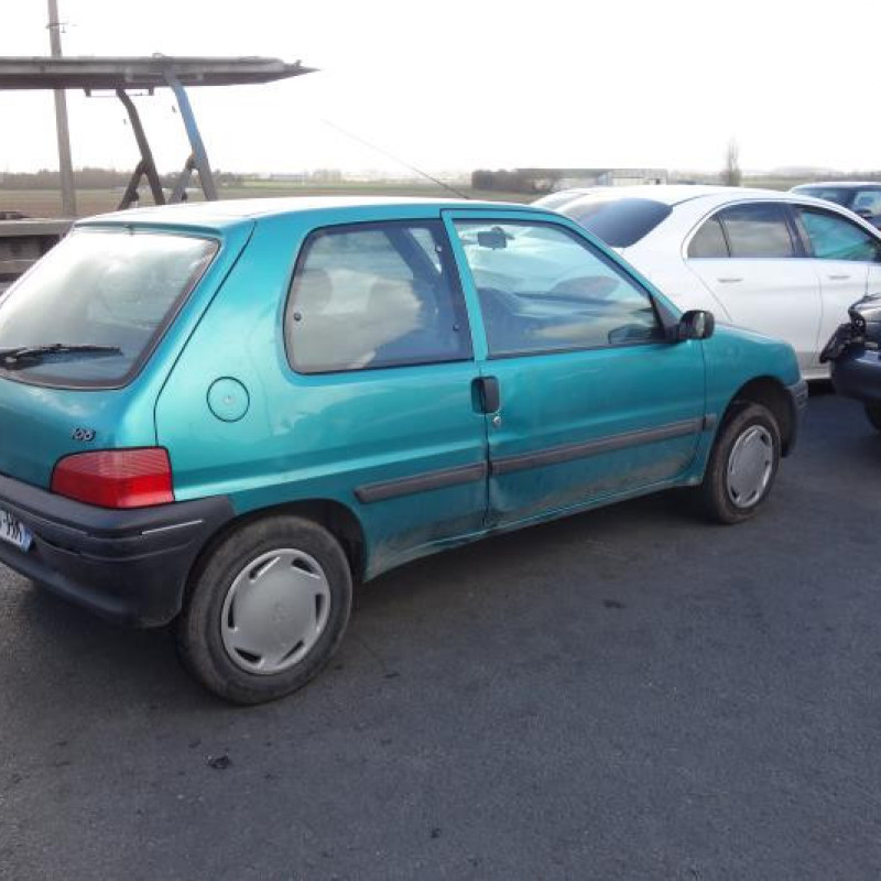 Ceinture arriere droit PEUGEOT 106 Photo n°6
