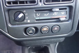 Ceinture arriere droit PEUGEOT 106