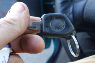 Ceinture arriere droit PEUGEOT 106