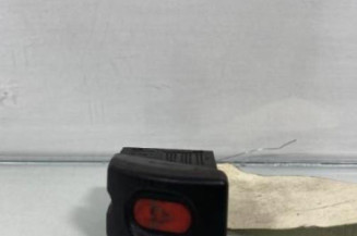 Bouton de warning OPEL CORSA B Photo n°1