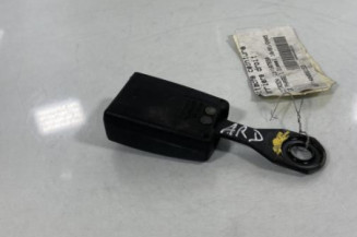 Attache ceinture arriere droit CITROEN C2