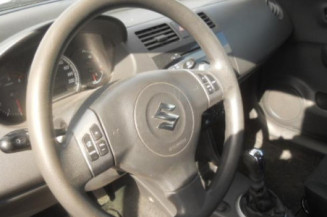 Bras essuie glace arriere SUZUKI SWIFT 3
