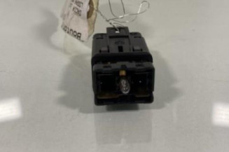 Bouton de warning DACIA LOGAN MCV 1 Photo n°1