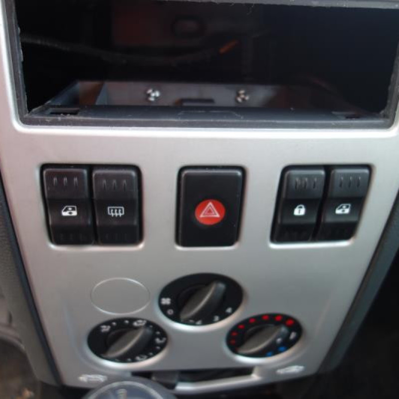 Moto ventilateur radiateur DACIA LOGAN MCV 1 Photo n°9