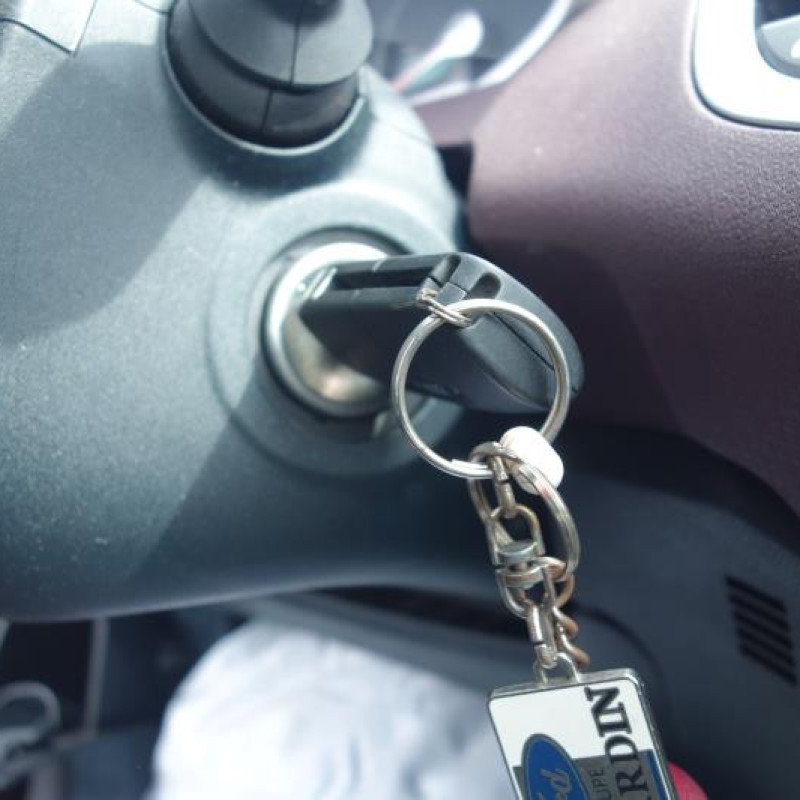 Moteur essuie glace arriere FORD FIESTA 6 Photo n°8