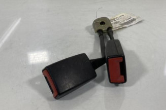 Attache ceinture arriere droit AUDI A3 1 Photo n°1