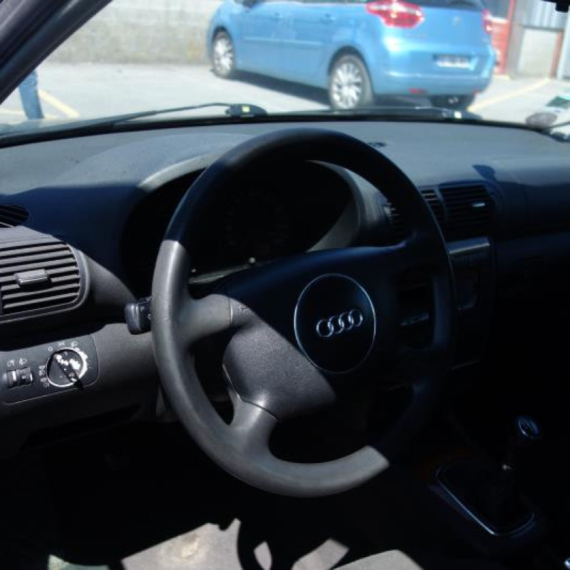 Pretensionneur de ceinture arriere gauche AUDI A3 1 Photo n°8