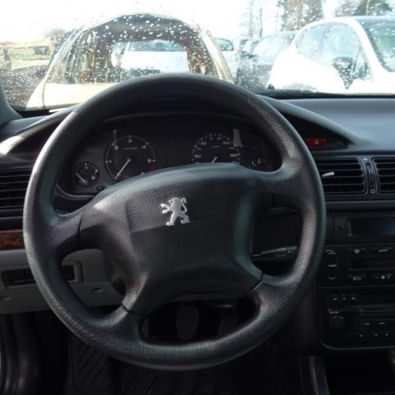 Ceinture arriere gauche PEUGEOT 406 Photo n°8