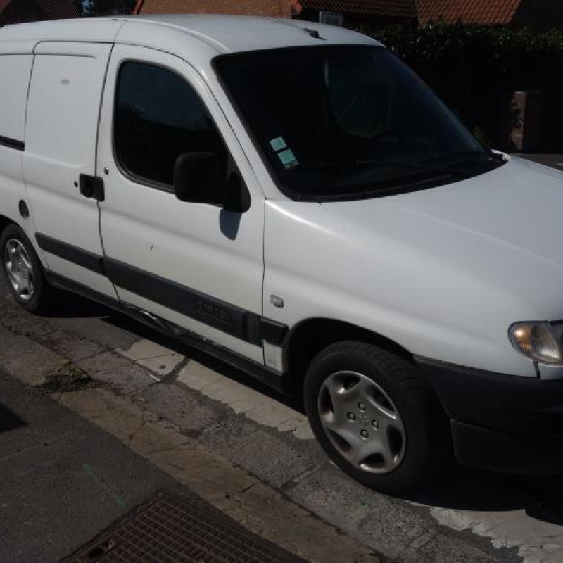 Serrure avant droit PEUGEOT PARTNER 1 Photo n°6