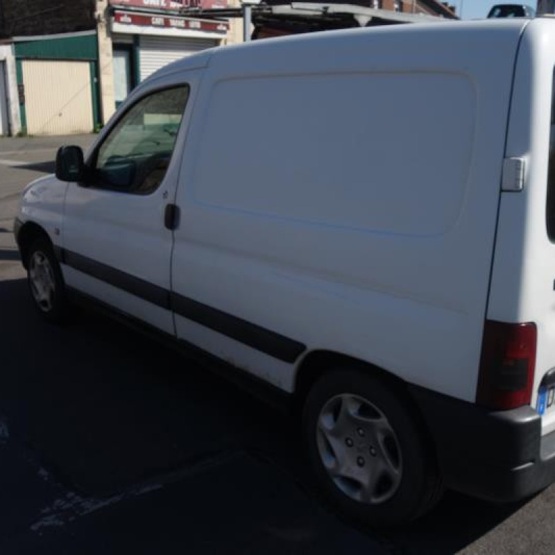 Serrure avant droit PEUGEOT PARTNER 1 Photo n°8