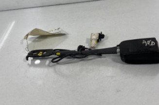 Attache ceinture avant droit PEUGEOT 308 1