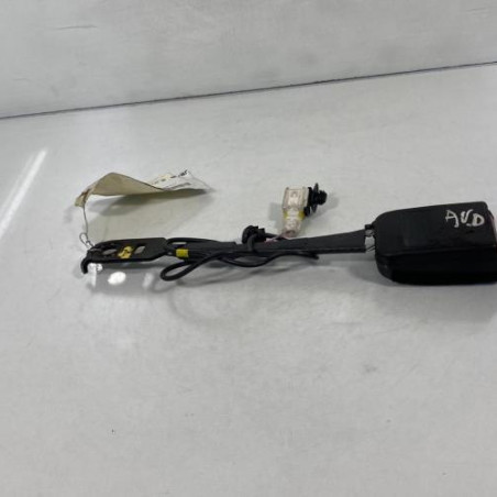 Attache ceinture avant droit PEUGEOT 308 1