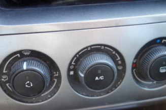Attache ceinture avant droit PEUGEOT 308 1