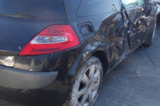 Pretensionneur de ceinture arriere gauche RENAULT MEGANE 2