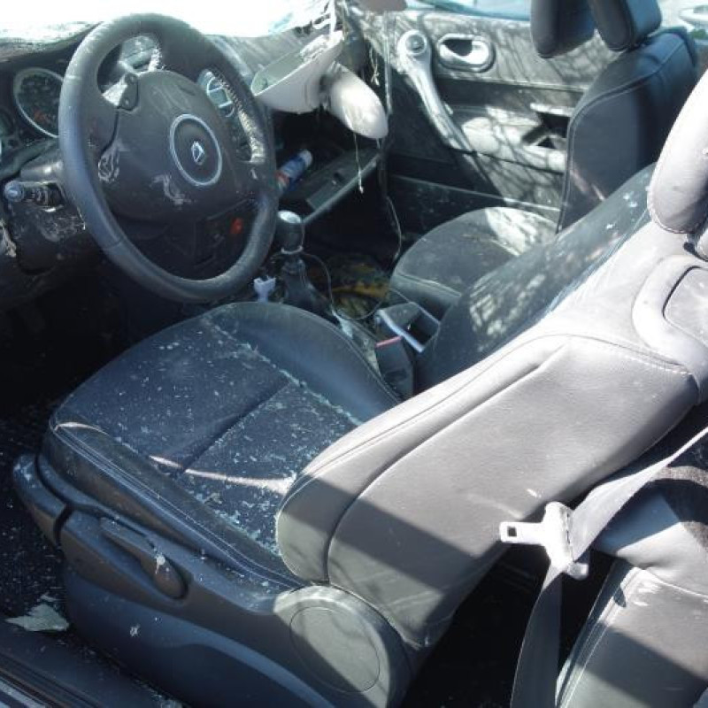 Pretensionneur de ceinture arriere gauche RENAULT MEGANE 2 Photo n°9